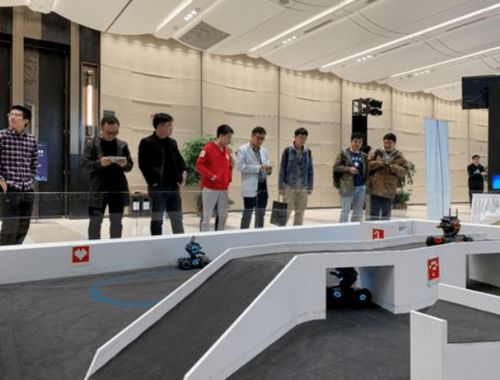 5.1玩轉(zhuǎn)科技點燃夢想——與夢莊科技的邂逅，開啟探索未來之旅